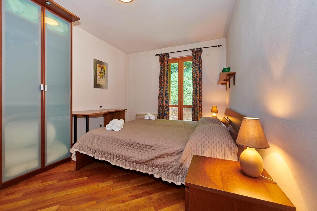 Apartmentsgarda - Baia D'Argento Residence Costermano Buitenkant foto