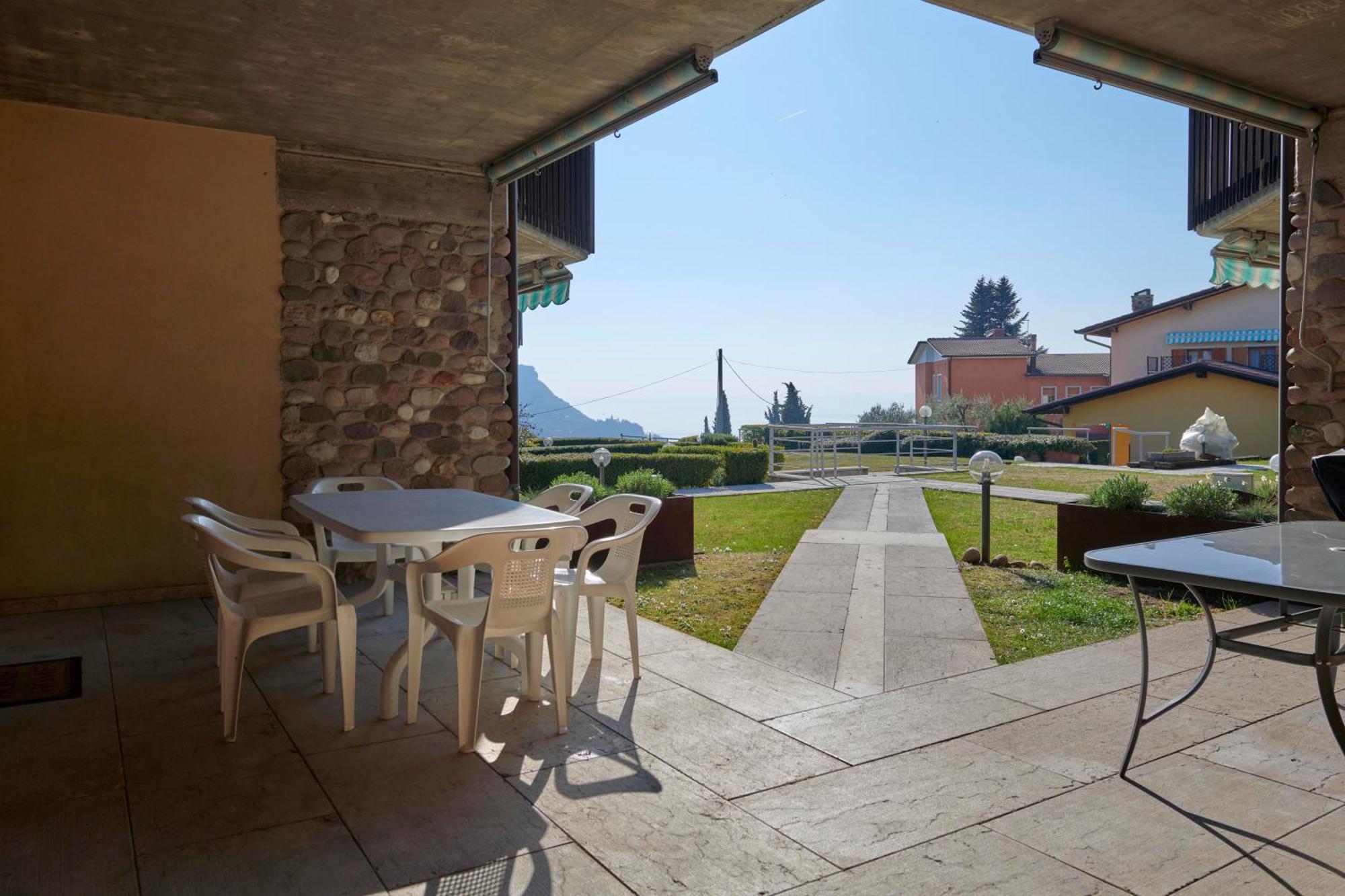 Apartmentsgarda - Baia D'Argento Residence Costermano Buitenkant foto